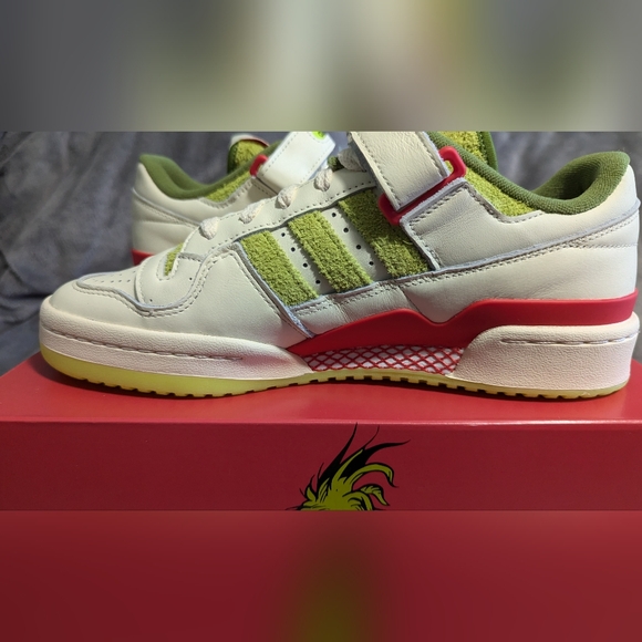 [ID3512] Mens Adidas FORUM LOW_THE GRINCH - Picture 2 of 16
